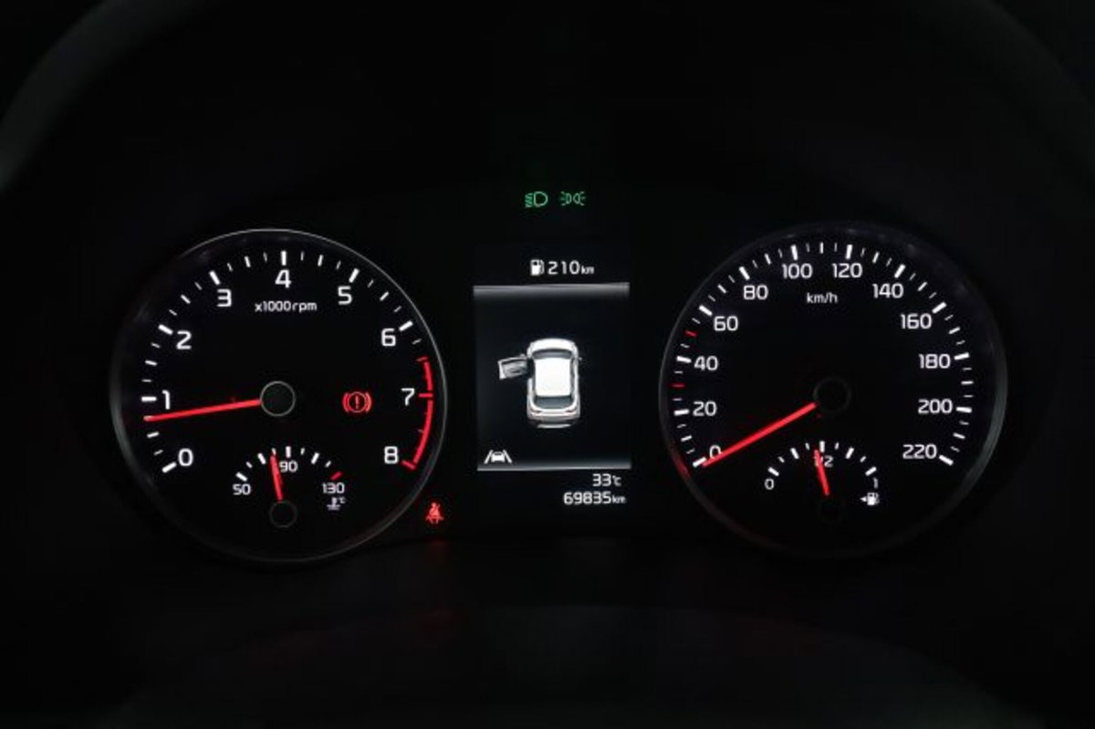 Kia Stonic 1.2 ECO GPL Urban (7)
