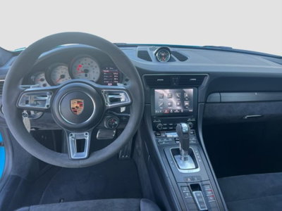 Porsche 911 Coupé 3.0 Carrera 4 GTS (11)