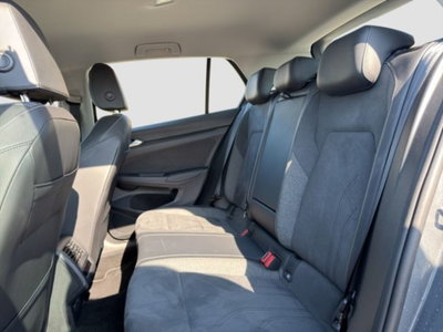 Volkswagen Golf 2.0 TDI 150 CV DSG SCR Style (10)