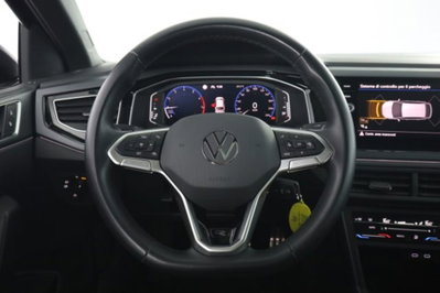 Volkswagen Taigo 1.0 tsi R-Line 115cv (5)