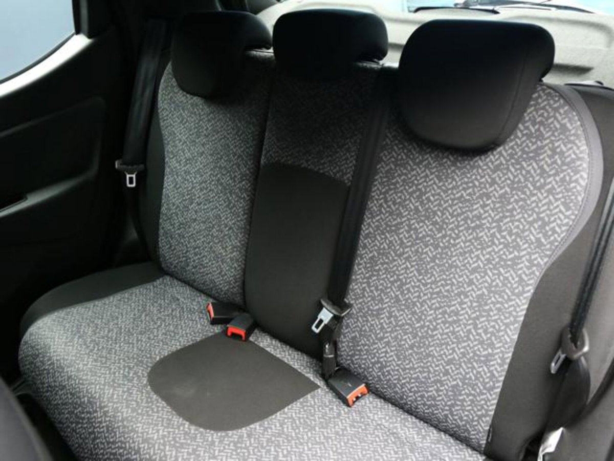 Lancia Ypsilon 1.0 FireFly 5 porte S&S Hybrid Silver Plus (9)