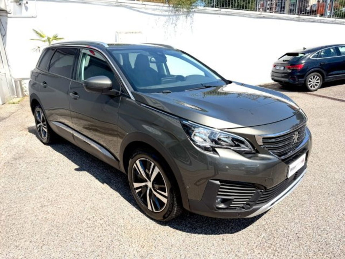 Peugeot 5008 PureTech Turbo 130 S&S EAT8 Allure (2)