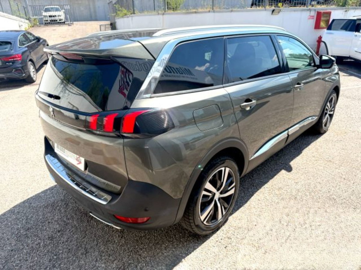 Peugeot 5008 PureTech Turbo 130 S&S EAT8 Allure (5)
