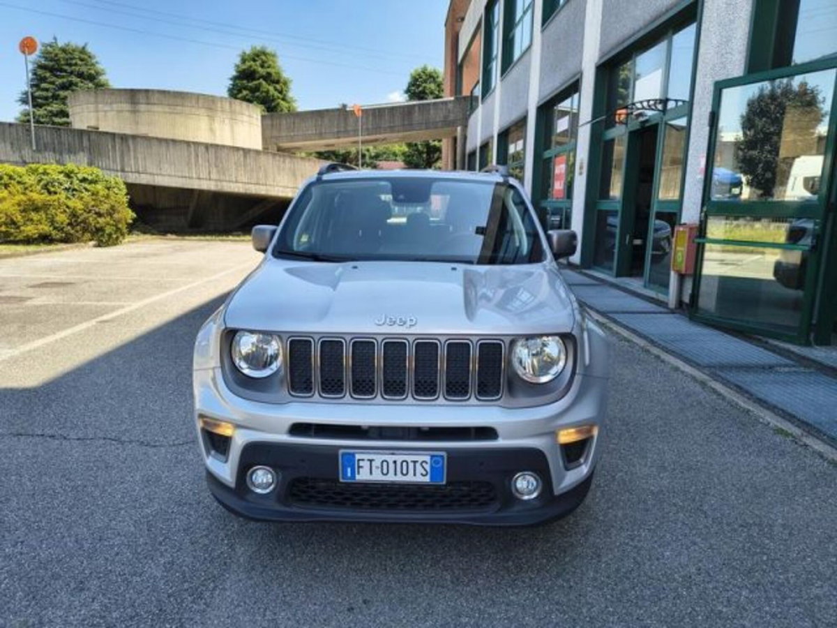 Jeep Renegade 1.3 T4 DDCT Limited (2)