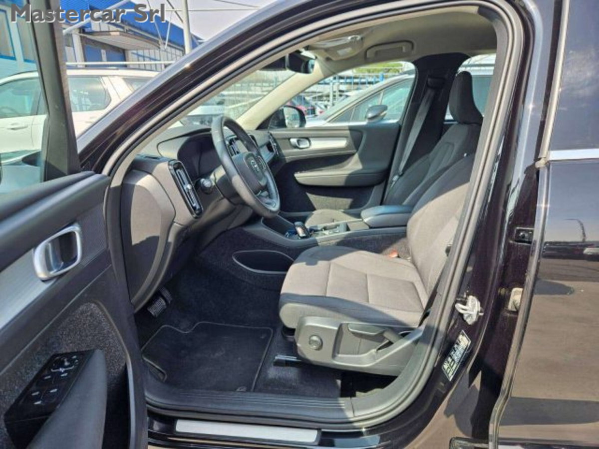 Volvo XC40 T4 Recharge Plug-in Hybrid Inscription (10)