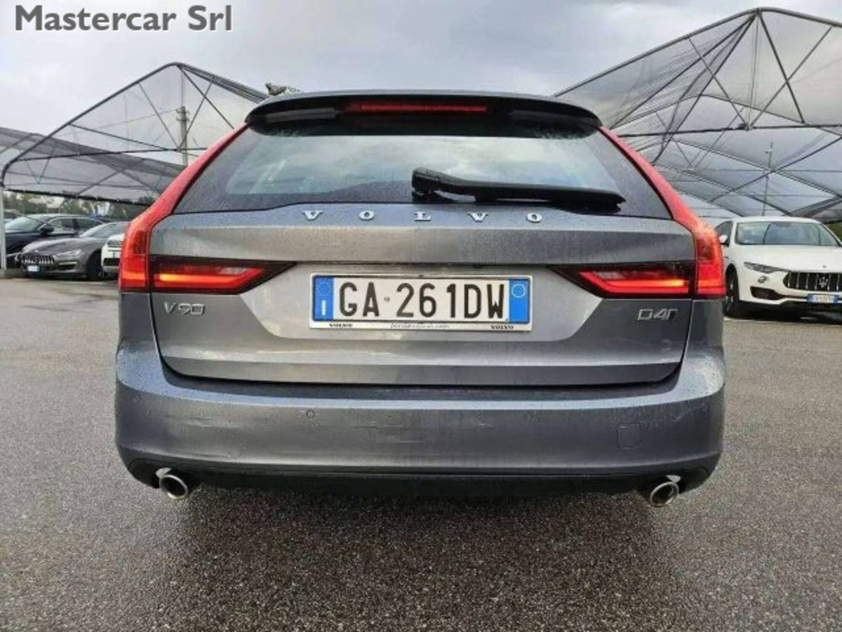 Volvo V90 D4 AWD Geartronic Business Plus (5)