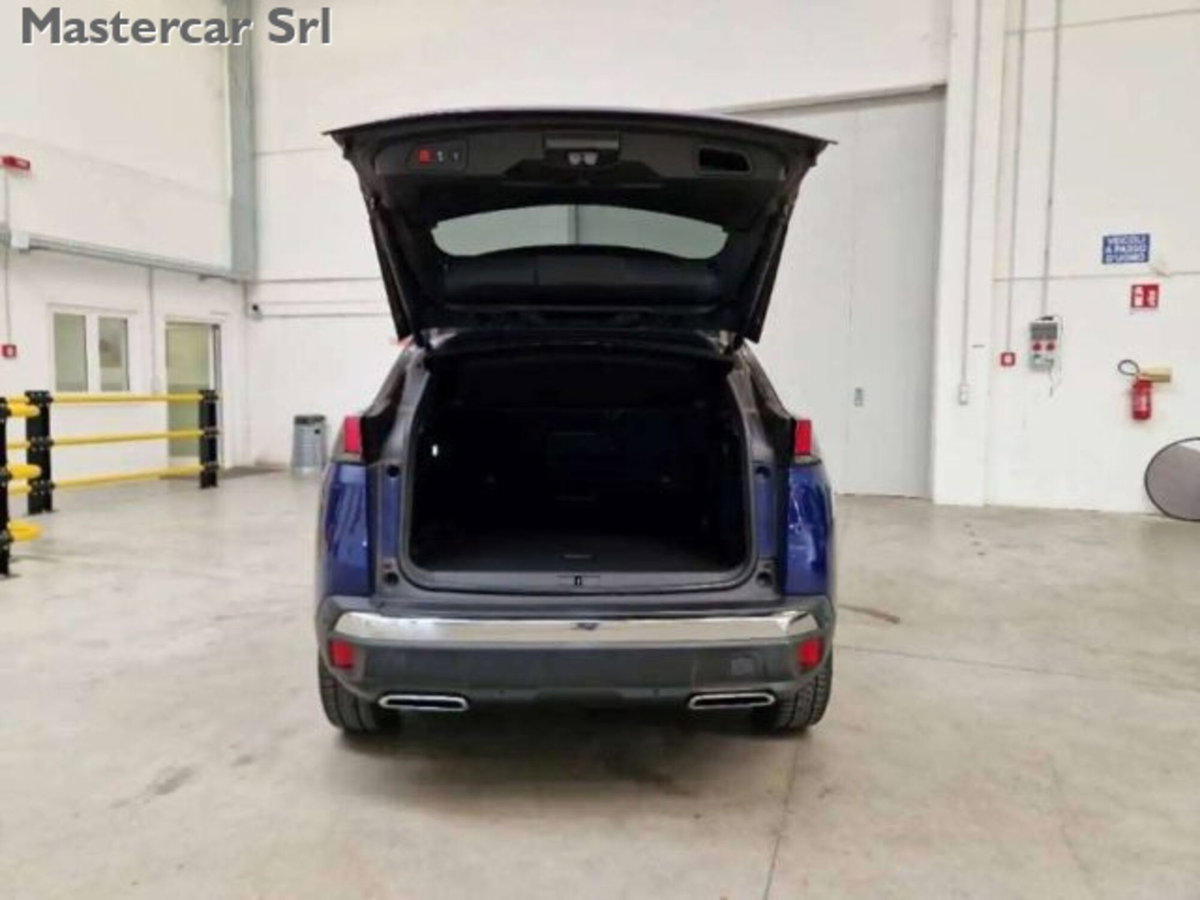 Peugeot 3008 BlueHDi 180 S&S EAT8 GT Pack (3)