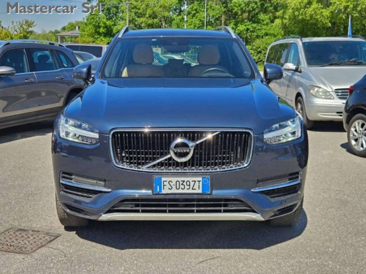 Volvo XC90 D5 AWD Geartronic Business Plus (2)