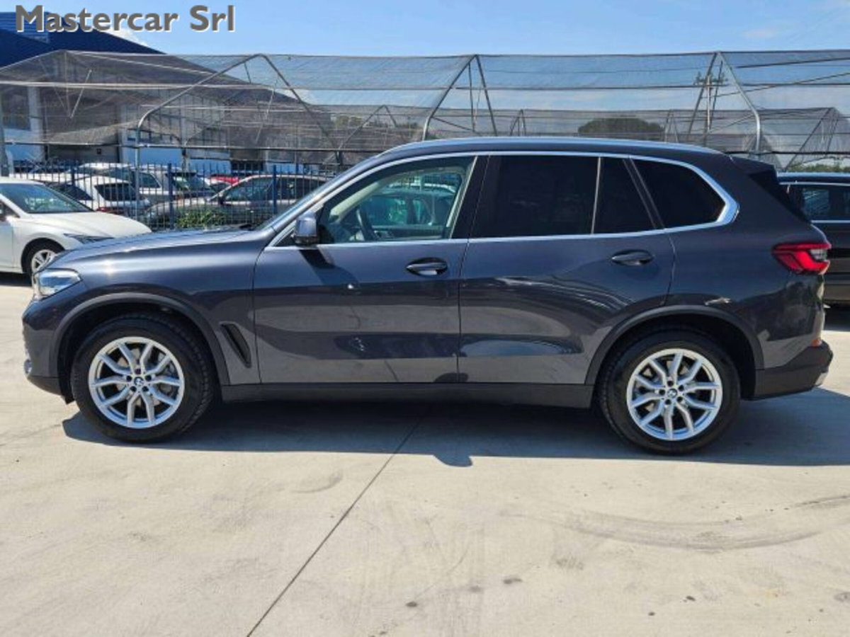 BMW X5 xDrive25d Business (8)