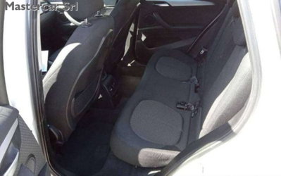 BMW X1 sDrive18d Advantage (10)