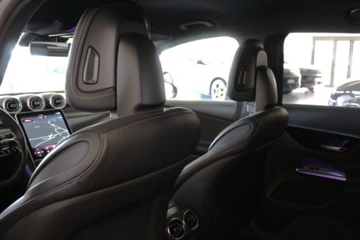 Mercedes-Benz GLC 220 d 4Matic Mild Hybrid AMG Premium Plus (17)