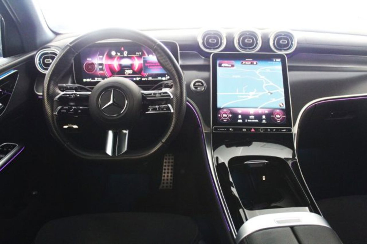 Mercedes-Benz GLC 220 d 4Matic Mild Hybrid AMG Premium Plus (18)