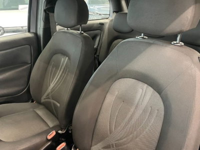 Lancia Ypsilon 1.3 MJT 75 CV Diva (7)