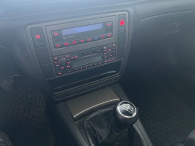 Volkswagen Passat Variant 1.9 TDI/115 CV cat T.line (11)