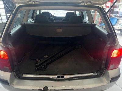 Volkswagen Passat Variant 1.9 TDI/115 CV cat T.line (12)
