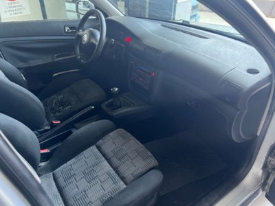 Volkswagen Passat Variant 1.9 TDI/115 CV cat T.line (14)