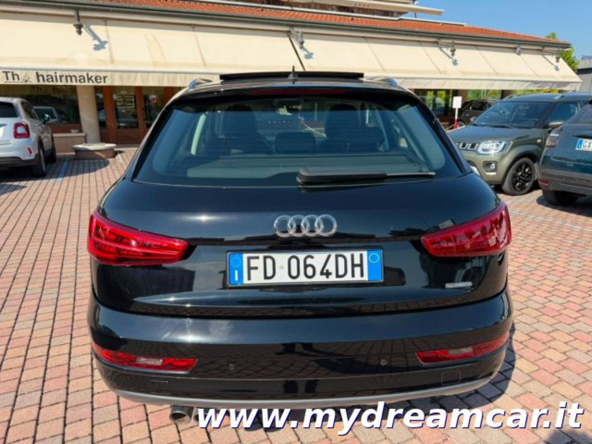 Audi Q3 2.0 TDI 150 CV quattro Sport (14)