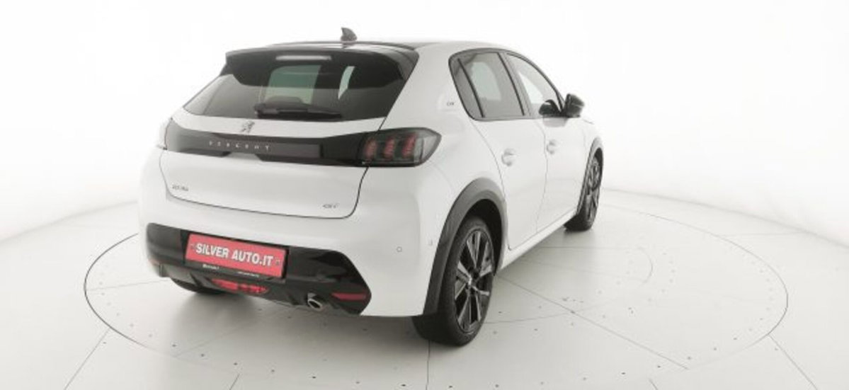 Peugeot 208 PureTech 100 Stop&Start 5 porte GT (18)