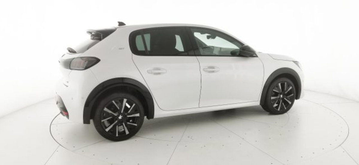 Peugeot 208 PureTech 100 Stop&Start 5 porte GT (19)