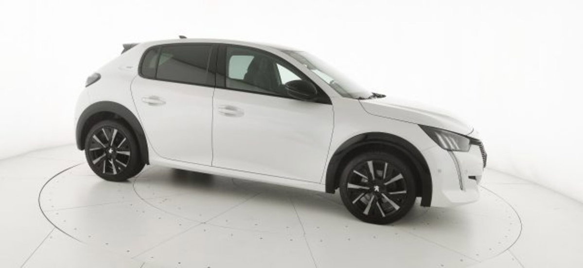 Peugeot 208 PureTech 100 Stop&Start 5 porte GT (20)