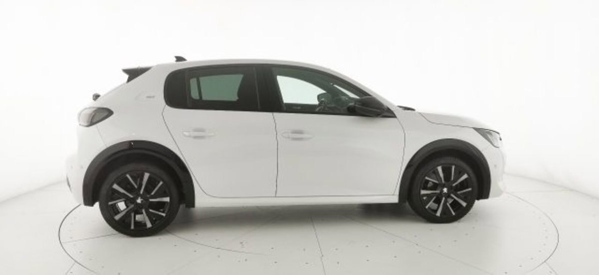 Peugeot 208 PureTech 100 Stop&Start 5 porte GT (8)