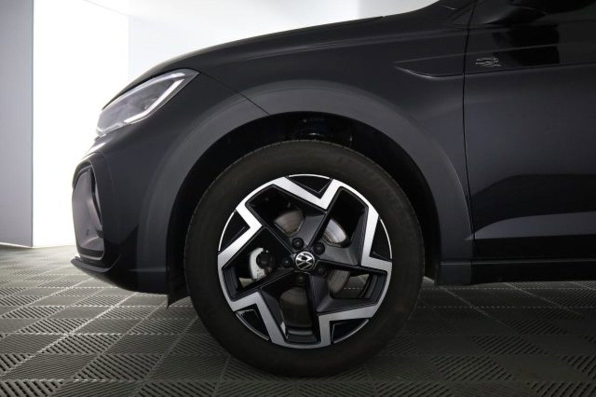 Volkswagen Taigo 1.0 tsi R-Line 115cv (8)