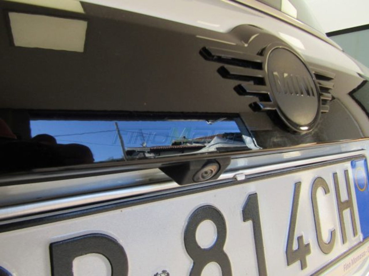 MINI Mini Countryman 2.0 Cooper D Essential Countryman (16)