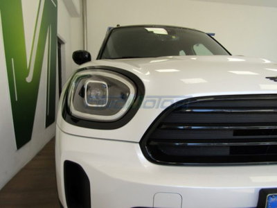 MINI Mini Countryman 2.0 Cooper D Essential Countryman (2)