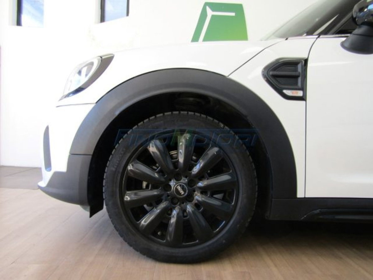 MINI Mini Countryman 2.0 Cooper D Essential Countryman (4)