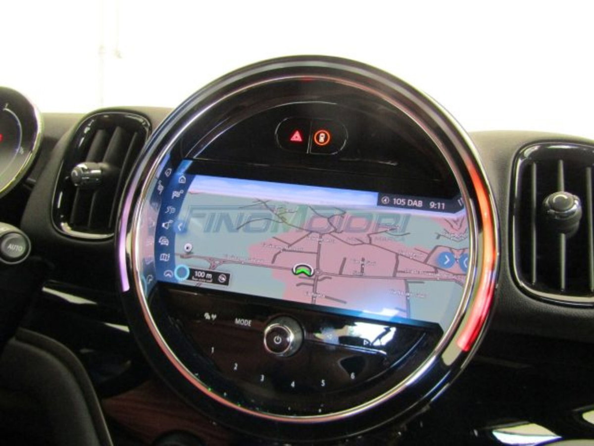 MINI Mini Countryman 2.0 Cooper D Essential Countryman (7)