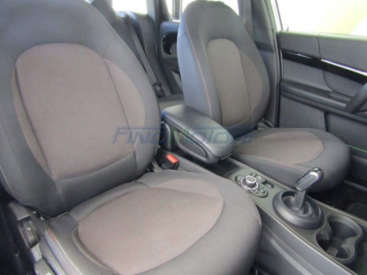 MINI Mini Countryman 2.0 Cooper D Essential Countryman (9)