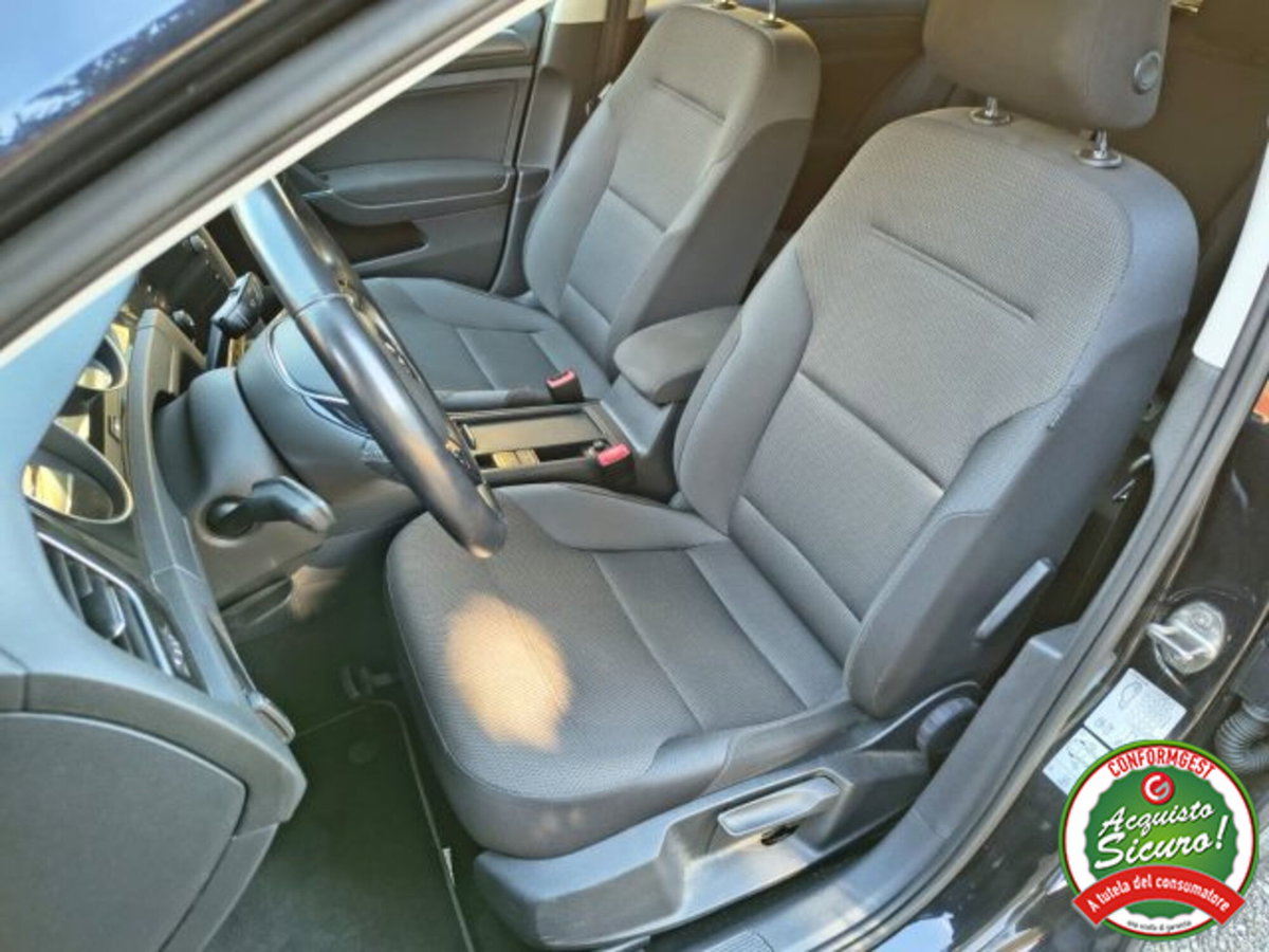 Volkswagen Golf 1.6 TDI 115 CV 5p. Business BlueMotion Technology (14)