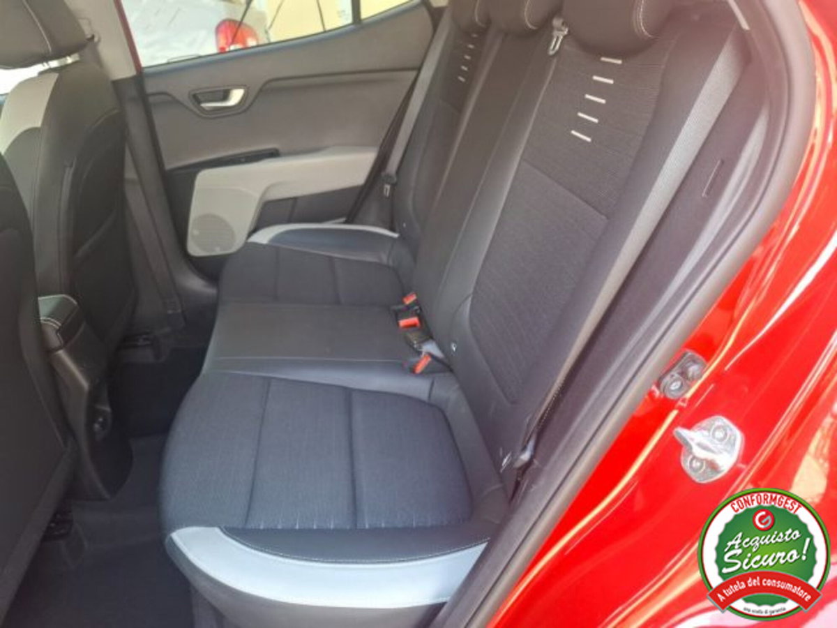 Kia Stonic 1.0 T-GDi 120 CV DCT7 Energy (12)