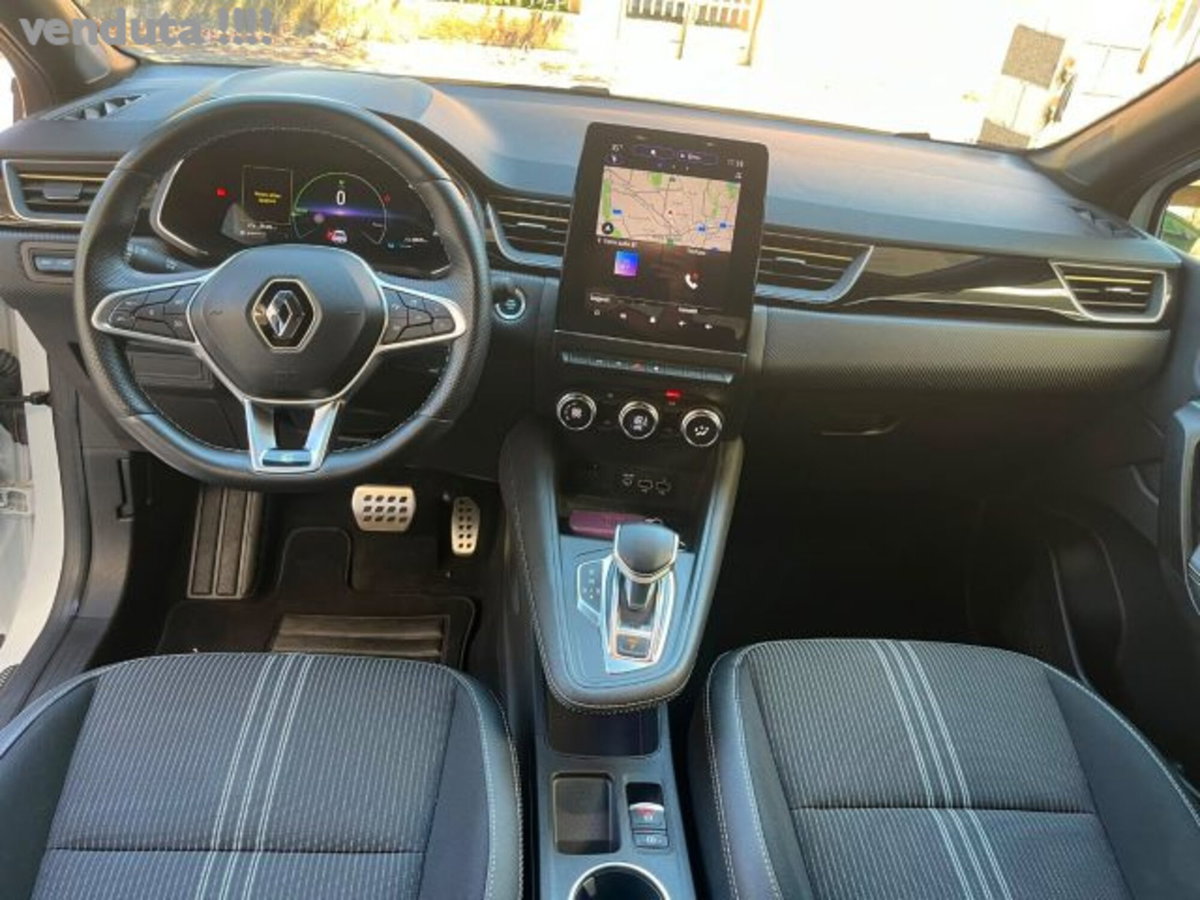 Renault Captur Full Hybrid E-Tech 145 CV RS Line (3)