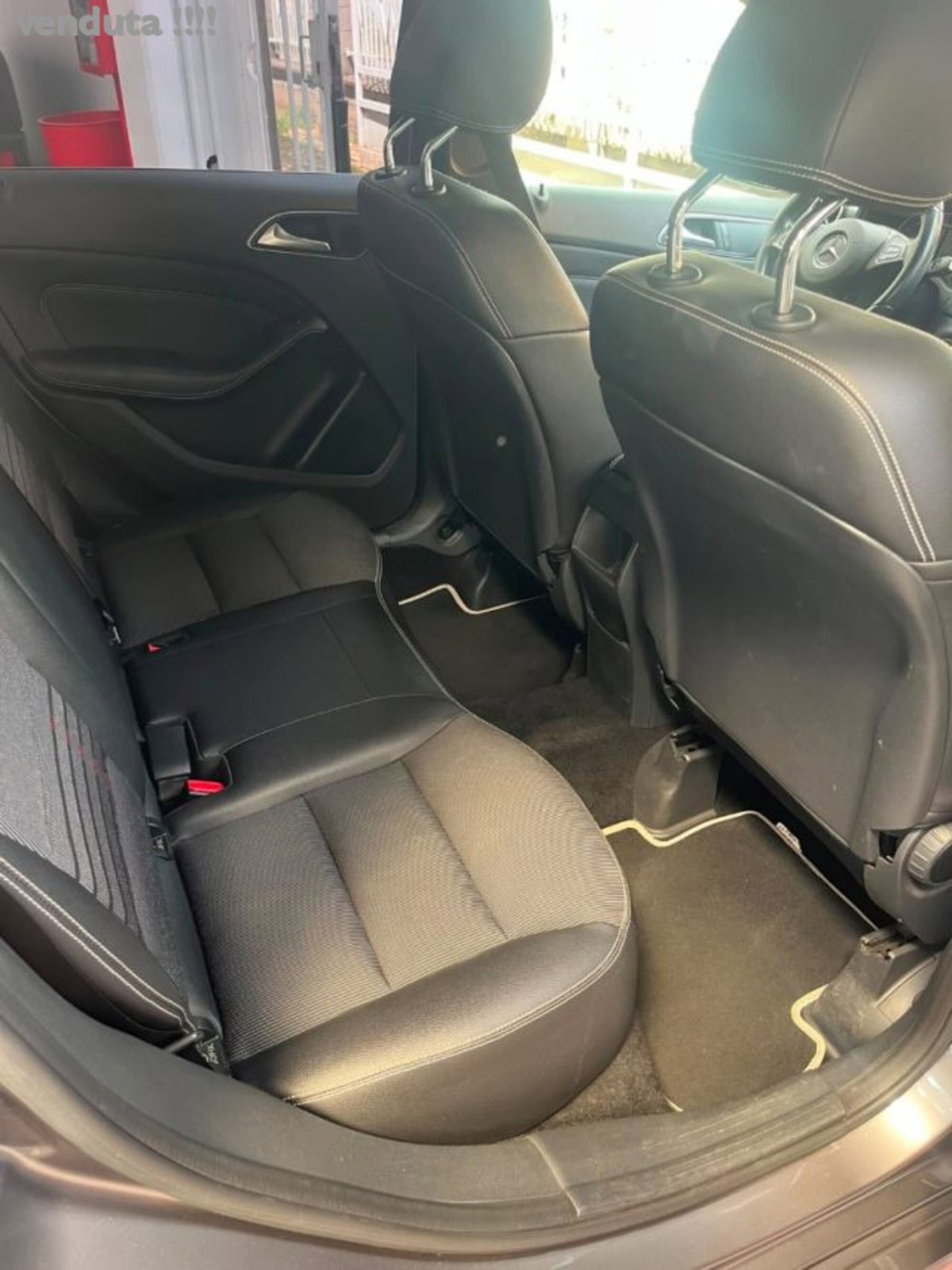 Mercedes-Benz Classe B 180 d Automatic Premium (6)