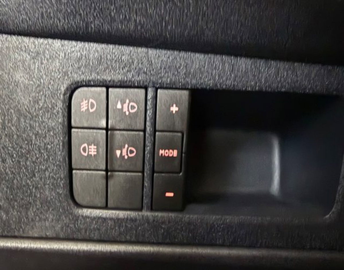 Lancia Musa 1.4 16V Oro (18)