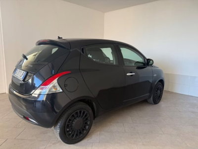 Lancia Ypsilon 1.0 FireFly 5 porte S&S Hybrid Ecochic A. Ferretti (2)