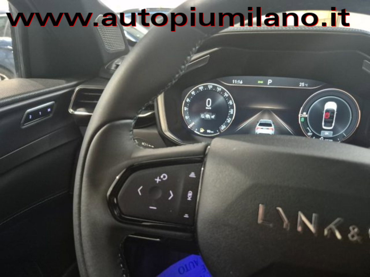 Lynk & Co 01 01 1.5 td phev (15)
