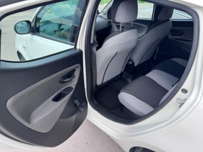 Lancia Ypsilon 0.9 TwinAir 85 CV 5 porte Metano Ecochic Silver (16)