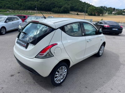 Lancia Ypsilon 0.9 TwinAir 85 CV 5 porte Metano Ecochic Silver (7)