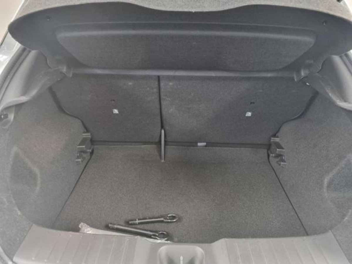 Nissan Juke 1.0 dig-t N-Connecta 114cv (12)