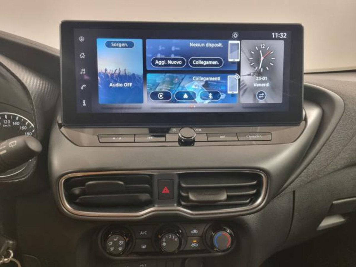 Nissan Juke 1.0 dig-t N-Connecta 114cv (13)