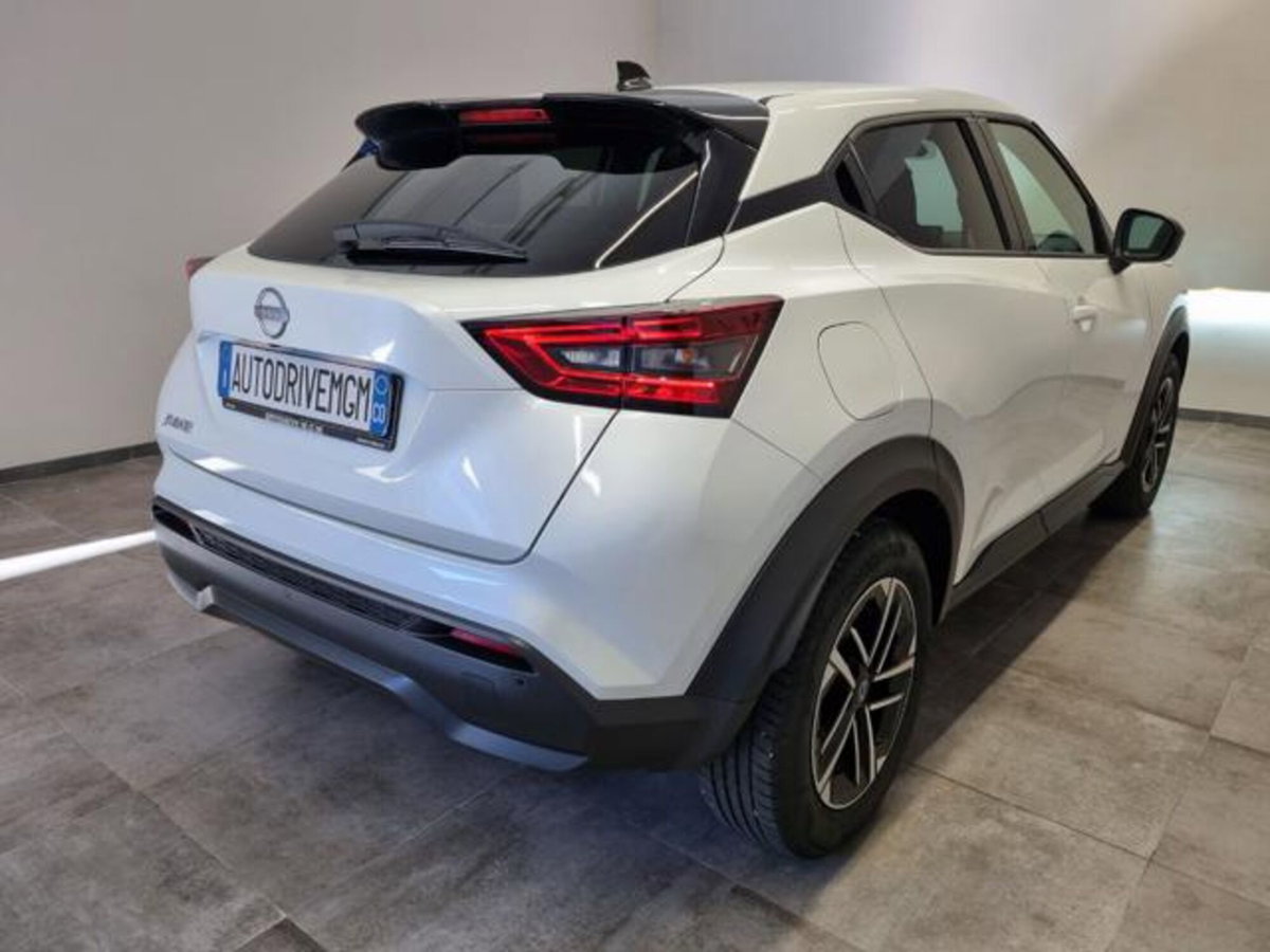 Nissan Juke 1.0 dig-t N-Connecta 114cv (18)