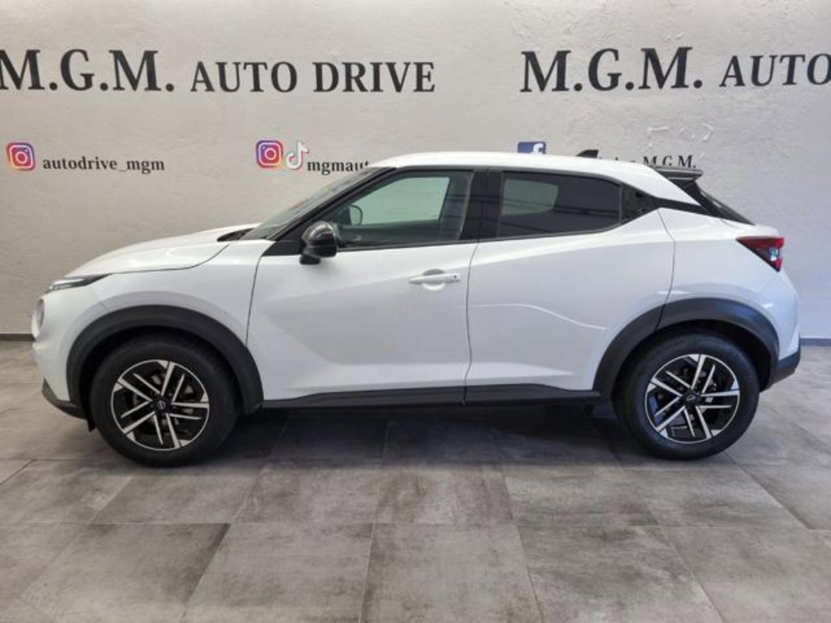 Nissan Juke 1.0 dig-t N-Connecta 114cv (2)