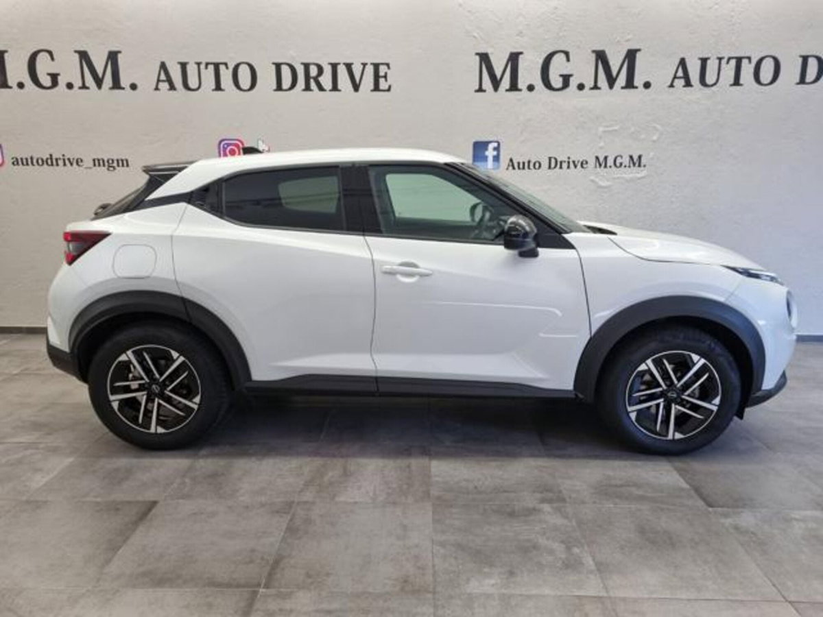 Nissan Juke 1.0 dig-t N-Connecta 114cv (4)