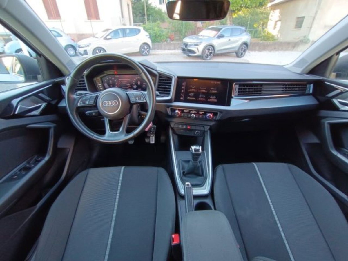 Audi A1 Sportback 25 TFSI Admired (11)