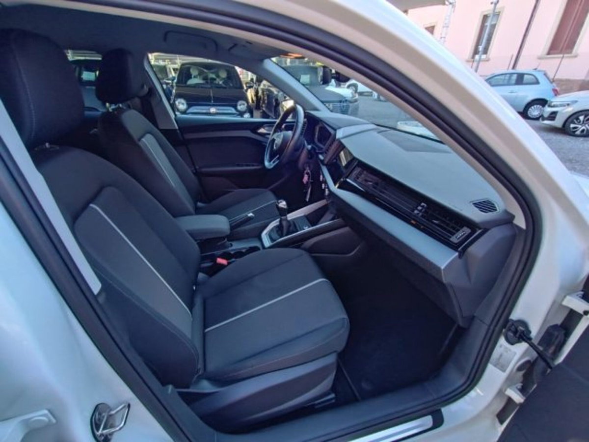 Audi A1 Sportback 25 TFSI Admired (12)