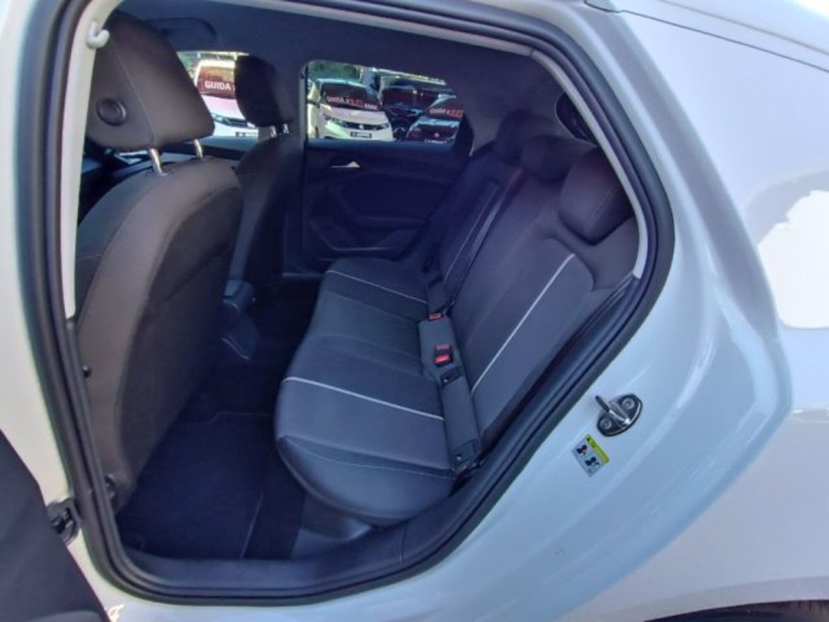 Audi A1 Sportback 25 TFSI Admired (13)