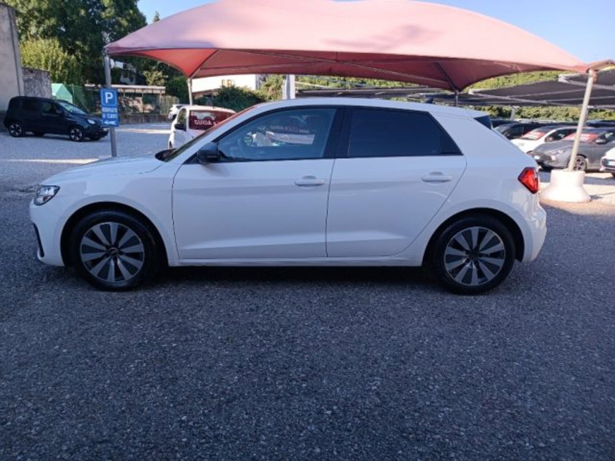 Audi A1 Sportback 25 TFSI Admired (4)