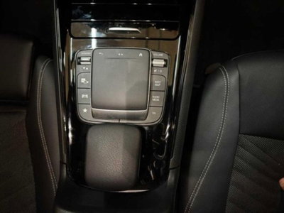 Mercedes-Benz GLB 220 d Automatic 4Matic Sport (8)